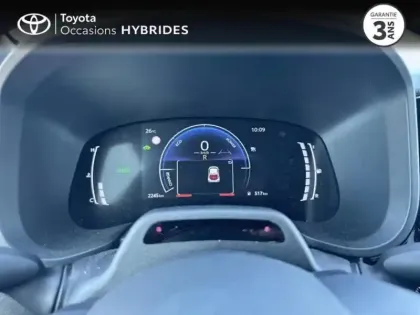 Photo 13 Toyota Aygo X  116h Graphic