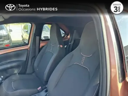 Photo 10 Toyota Aygo X  116h Graphic