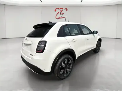 Photo 6 Fiat 600  1.2 Hybrid Turbo 110ch Icône eDCT6
