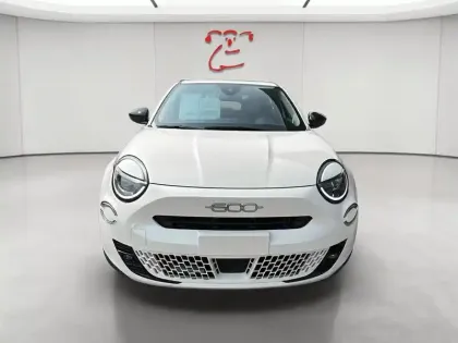 Photo 9 Fiat 600  1.2 Hybrid Turbo 110ch Icône eDCT6