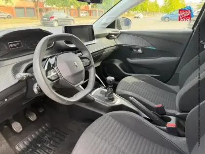 Photo 14 Peugeot 208  1.2 PureTech 100ch S&S Style