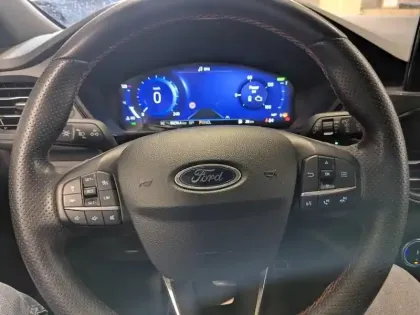 Photo 15 Ford Kuga  2.5 Duratec 190ch FHEV E85 ST-Line BVA