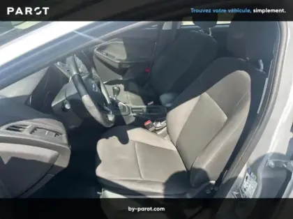 Photo 9 Ford Focus SW 1.0 EcoBoost 100ch Stop&Start Trend
