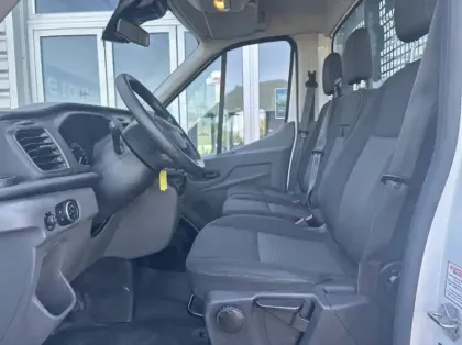 Photo 9 Ford Transit Châssis CCb T350 L2 2.0 EcoBlue 165ch Trend