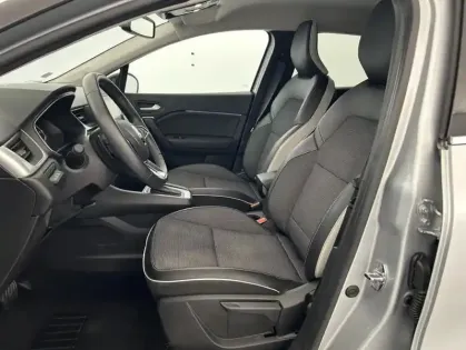 Photo 8 Renault Captur TCe 140 EDC 21 Intens 5p