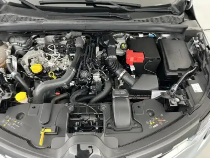 Photo 26 Renault Captur TCe 140 EDC 21 Intens 5p