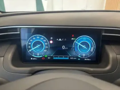 Photo 15 Hyundai Tucson  1.6 T-GDI 230 Hybrid BVA6