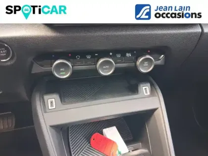 Photo 16 Citroën C4  PureTech 130 EAT8