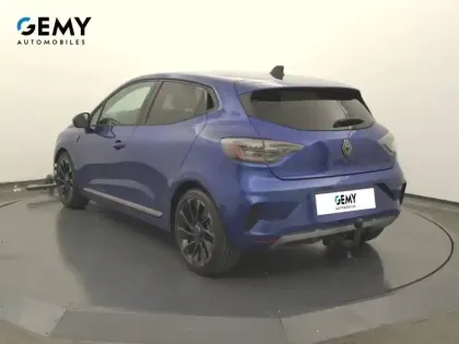 Photo 6 Renault Clio  E-Tech full hybrid 145