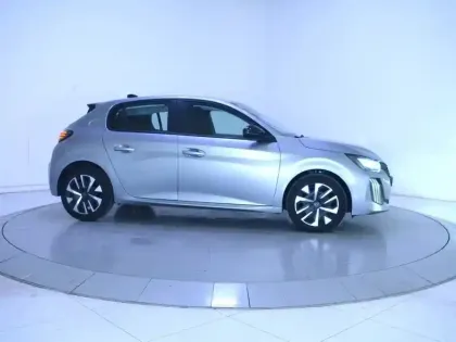 Photo 10 Peugeot 208  PureTech 75 S&S BVM5