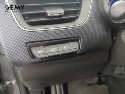 Photo 15 Renault Arkana  E-Tech 145