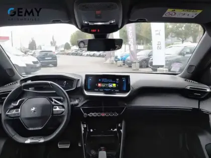 Photo 5 Peugeot 2008  PureTech 130 S&S EAT8