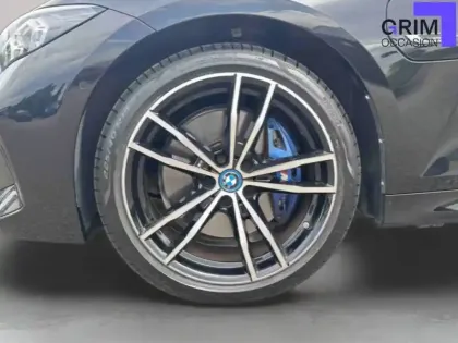 Photo 12 BMW Serie 3 Touring 330e xDrive 292 ch BVA8