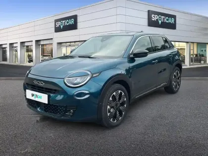 Photo 15 Fiat 600  1.2 Hybrid Turbo 110ch La Prima eDCT6
