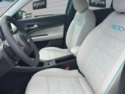 Photo 10 Fiat 600  1.2 Hybrid Turbo 110ch La Prima eDCT6
