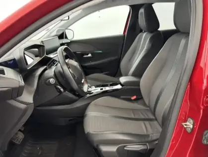 Photo 8 Peugeot 208 e- 136ch Allure Business