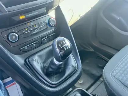 Photo 7 Ford Transit Connect Fourgonnette L1 1.0E 100ch E85 Trend