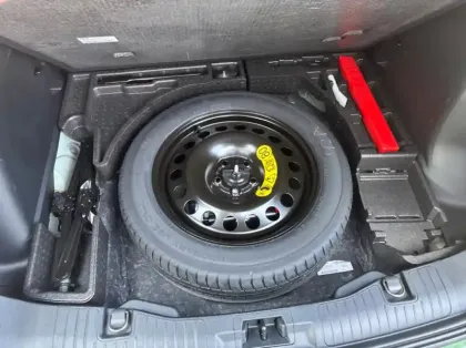 Photo 28 Ford Kuga 2.5 Duratec 180ch Hybrid FlexiFuel Titanium Business Powershift