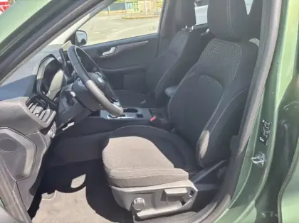 Photo 9 Ford Kuga 2.5 Duratec 180ch Hybrid FlexiFuel Titanium Business Powershift