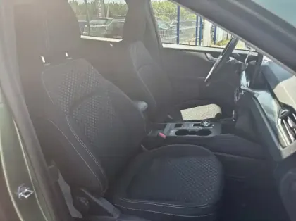Photo 26 Ford Kuga 2.5 Duratec 180ch Hybrid FlexiFuel Titanium Business Powershift