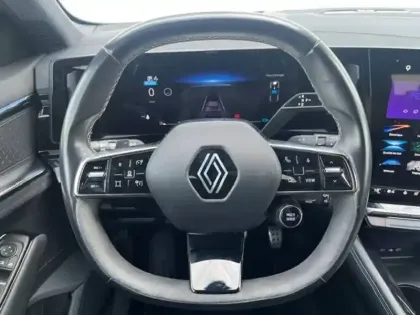 Photo 12 Renault Austral  E-Tech hybrid 200