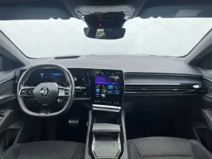 Photo 5 Renault Austral  E-Tech hybrid 200