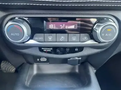 Photo 15 Nissan Juke  HYBRID 143
