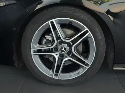Photo 8 Mercedes Classe A 200 d AMG Line
