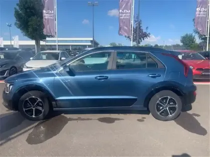 Photo 8 Kia Niro 1.6 GDI 129 CH HEV DCT6