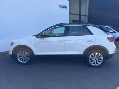 Photo 17 Volkswagen T-roc  1.0 TSI 110ch Life Plus