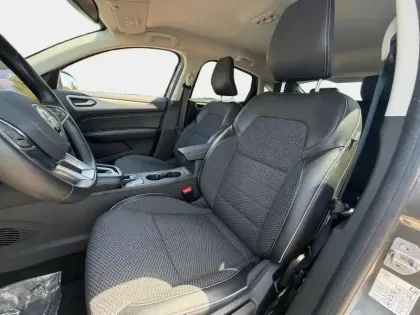 Photo 10 Renault Arkana  1.6 E-Tech 145ch full hybrid  Techno -23