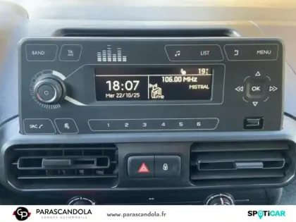 Photo 14 Citroën Berlingo  Van M 650kg BlueHDi 100 S&S Club BVM5