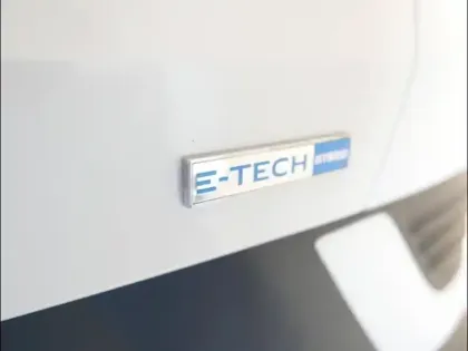 Photo 7 Renault Arkana  1.6 E-Tech hybride 145ch Techno -22