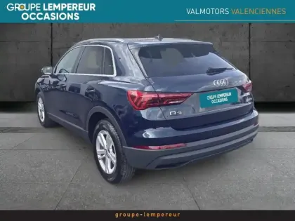 Photo 7 Audi Q3  35 TFSI 150ch Mild Hybrid Design S tronic 7