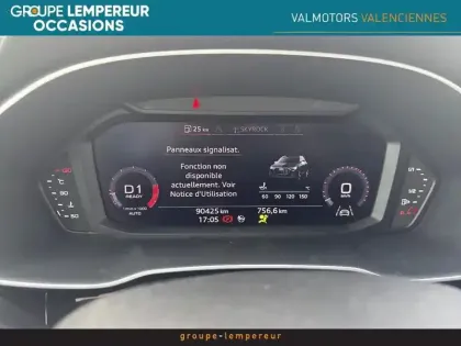 Photo 12 Audi Q3  35 TFSI 150ch Mild Hybrid Design S tronic 7