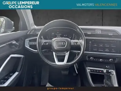 Photo 11 Audi Q3  35 TFSI 150ch Mild Hybrid Design S tronic 7