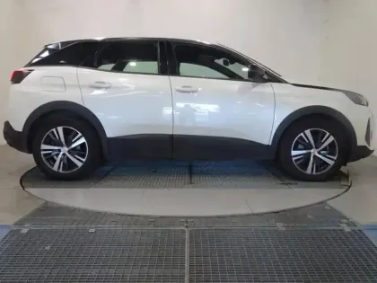 Photo 5 Peugeot 3008  Plug-in Hybrid 180ch Allure Pack e-EAT8