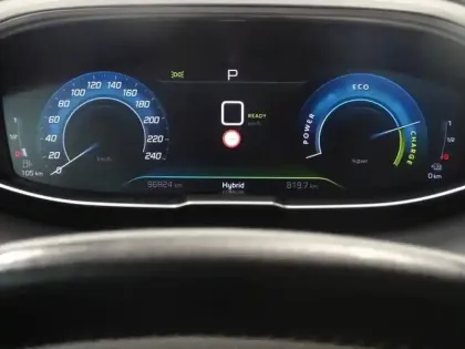 Photo 8 Peugeot 3008  Plug-in Hybrid 180ch Allure Pack e-EAT8