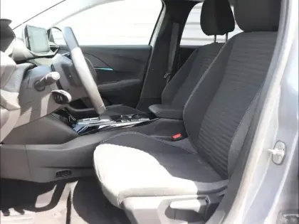 Photo 10 Peugeot 208  e- 136ch Style