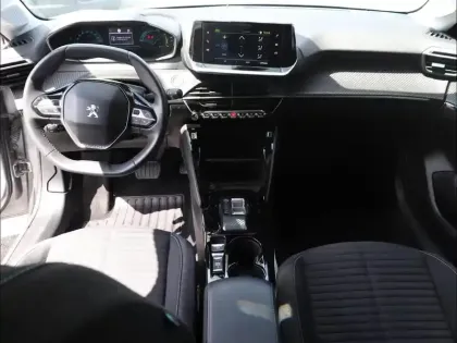 Photo 9 Peugeot 208  e- 136ch Style