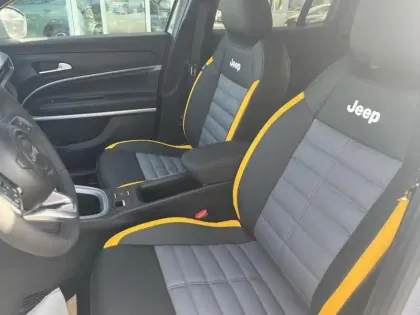 Photo 10 Jeep Avenger  1.2 Turbo T3 145ch MHEV The North Face BVR6 4xe