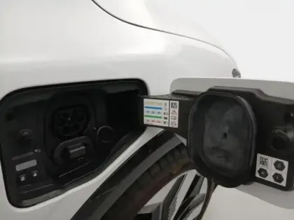 Photo 9 Renault Megane  E-Tech Electric EV60 220ch Techno super charge