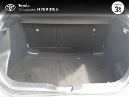 Photo 11 Toyota C-HR  2.0 Hybride 200ch Design MY25