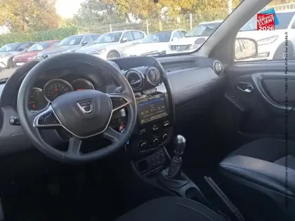 Photo 15 Dacia Duster  1.2 TCe 125ch Black Touch 4X2