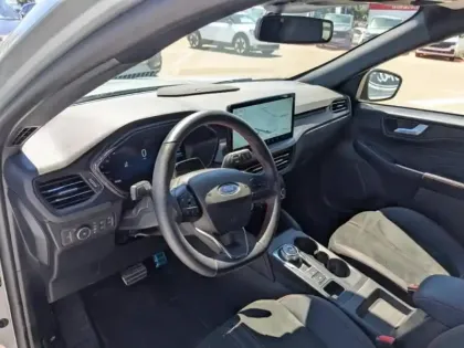 Photo 13 Ford Kuga  2.5 Duratec 180ch Hybrid FlexiFuel ST-Line X Powershift