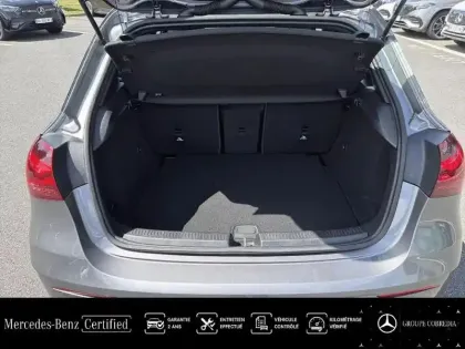 Photo 11 Mercedes Classe A  180 d 116ch AMG Line 8G-DCT