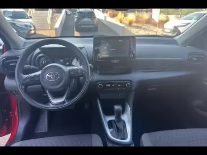 Photo 11 Toyota Yaris  116h Design 5p MC24