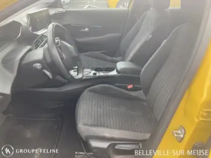 Photo 8 Peugeot 208  e- 136ch Style