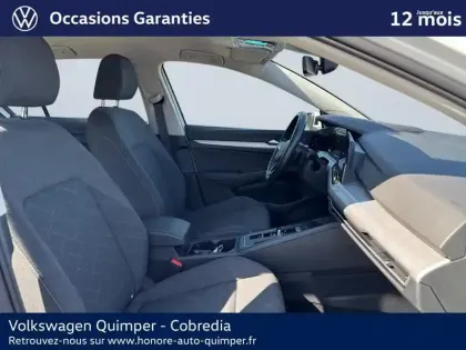 Photo 9 Volkswagen Golf  1.5 eTSI OPF 130ch MATCH DSG7