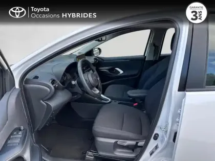 Photo 10 Toyota Yaris  116h Dynamic 5p MY25